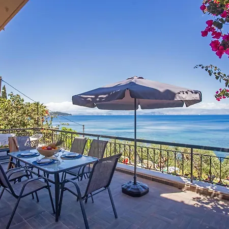 Ionian Kaizer Boutique شقة