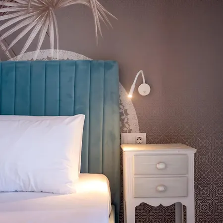 Ionian Kaizer Boutique