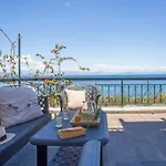 Διαμέρισμα Ionian Kaizer Boutique