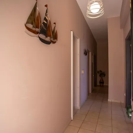 Ionian Kaizer Boutique דירה אכיליון