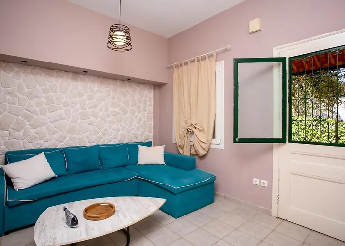 Ionian Kaizer Boutique Ahílio