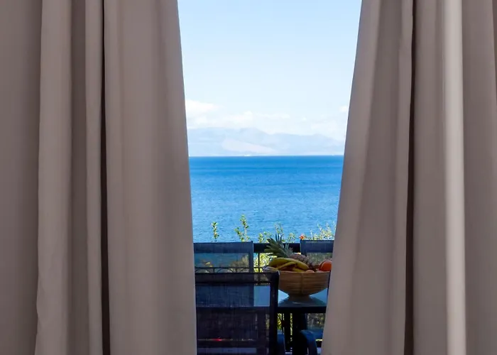 Ionian Kaizer Boutique *